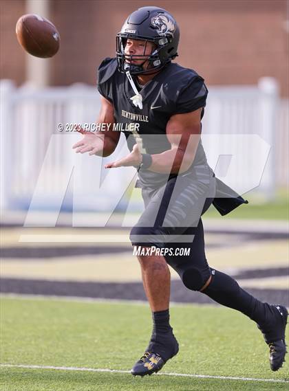 Thumbnail 3 in Rockhurst @ Bentonville photogallery.