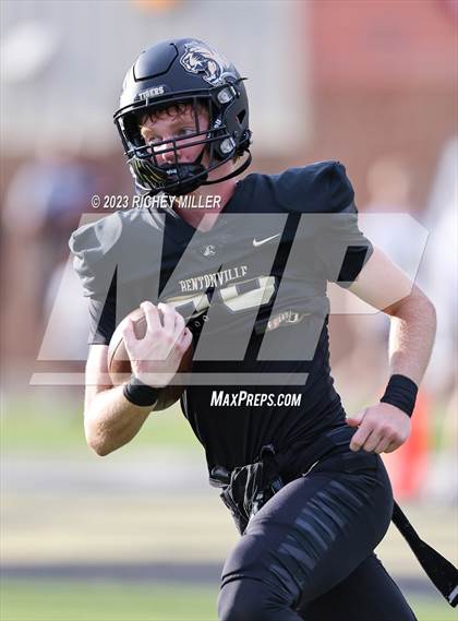 Thumbnail 2 in Rockhurst @ Bentonville photogallery.