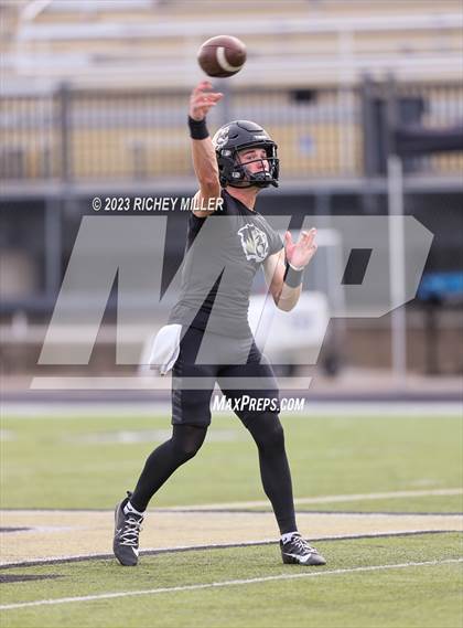 Thumbnail 2 in Rockhurst @ Bentonville photogallery.