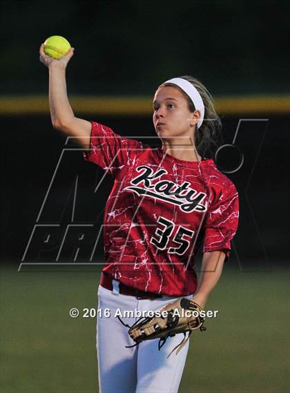 Thumbnail 1 in Katy @ Mayde Creek photogallery.
