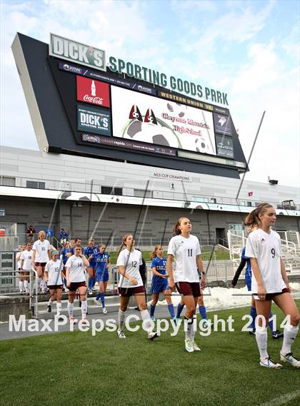 Thumbnail 3 in Cheyenne Mountain vs. Broomfield (CHSAA 4A Final) photogallery.