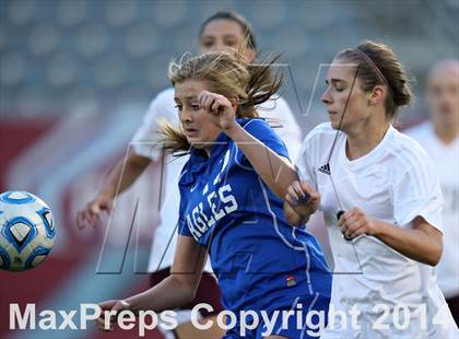 Thumbnail 2 in Cheyenne Mountain vs. Broomfield (CHSAA 4A Final) photogallery.