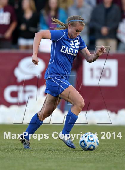 Thumbnail 3 in Cheyenne Mountain vs. Broomfield (CHSAA 4A Final) photogallery.