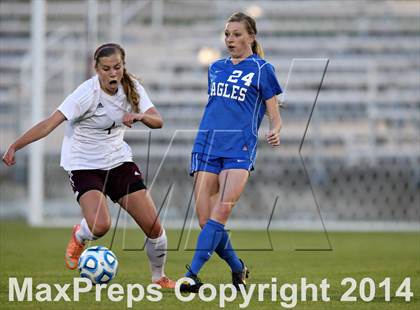 Thumbnail 1 in Cheyenne Mountain vs. Broomfield (CHSAA 4A Final) photogallery.