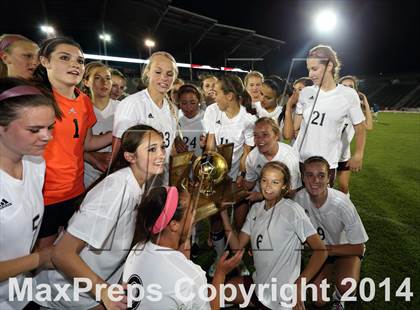 Thumbnail 3 in Cheyenne Mountain vs. Broomfield (CHSAA 4A Final) photogallery.
