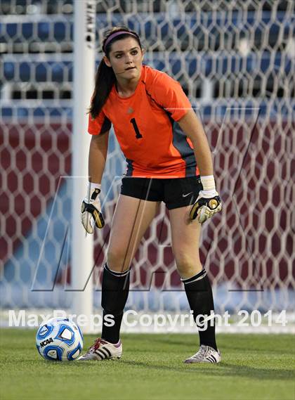 Thumbnail 2 in Cheyenne Mountain vs. Broomfield (CHSAA 4A Final) photogallery.