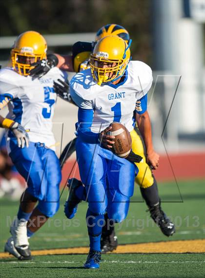 Thumbnail 2 in Grant @ Del Oro photogallery.