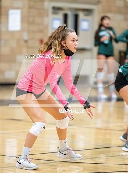 Thumbnail 1 in Mater Dei Catholic vs Mission Vista (CIF SDS D2 1st Round) photogallery.