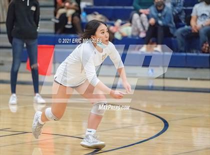 Thumbnail 3 in Mater Dei Catholic vs Mission Vista (CIF SDS D2 1st Round) photogallery.