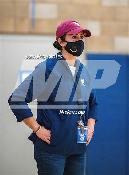 Thumbnail 2 in Mater Dei Catholic vs Mission Vista (CIF SDS D2 1st Round) photogallery.