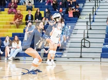 Thumbnail 1 in Mater Dei Catholic vs Mission Vista (CIF SDS D2 1st Round) photogallery.