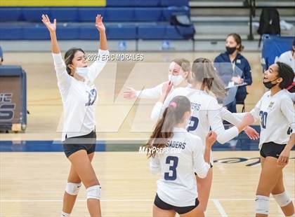 Thumbnail 2 in Mater Dei Catholic vs Mission Vista (CIF SDS D2 1st Round) photogallery.