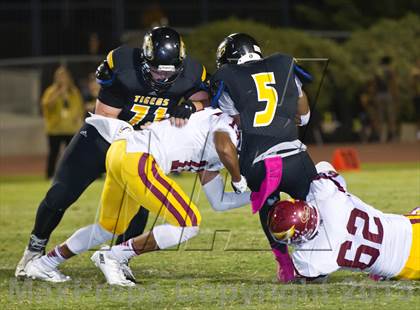 Thumbnail 2 in Clovis West vs. Edison photogallery.