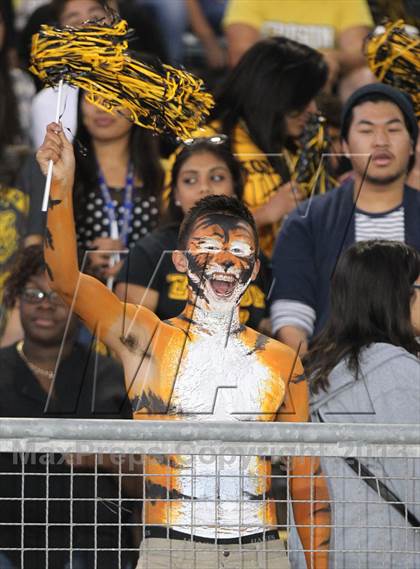 Thumbnail 1 in Clovis West vs. Edison photogallery.