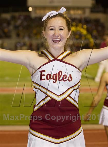 Thumbnail 3 in Clovis West vs. Edison photogallery.