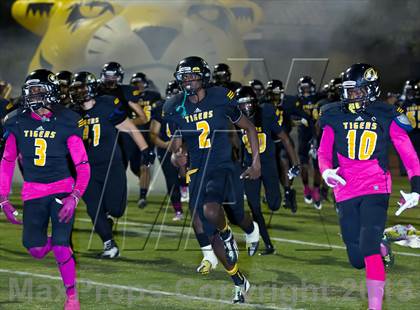 Thumbnail 1 in Clovis West vs. Edison photogallery.