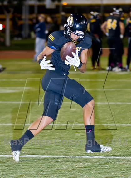 Thumbnail 2 in Clovis West vs. Edison photogallery.