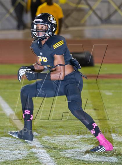Thumbnail 2 in Clovis West vs. Edison photogallery.