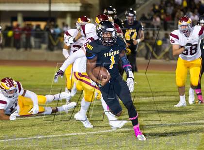 Thumbnail 2 in Clovis West vs. Edison photogallery.