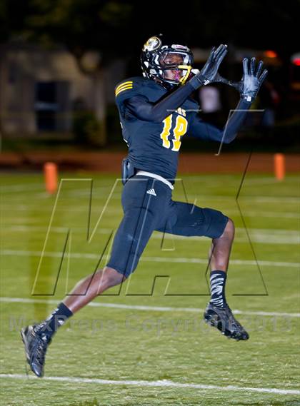 Thumbnail 1 in Clovis West vs. Edison photogallery.