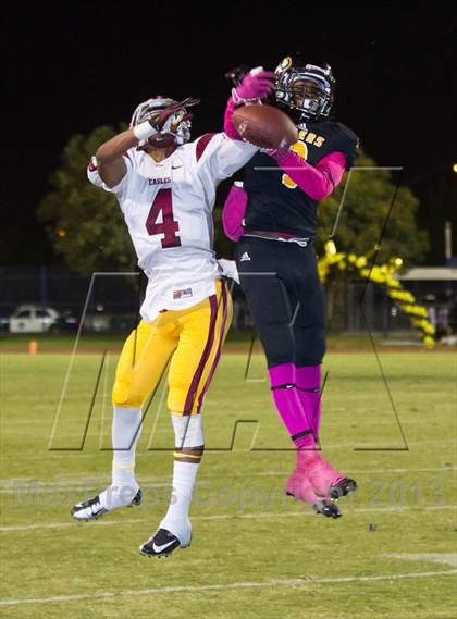 Thumbnail 1 in Clovis West vs. Edison photogallery.
