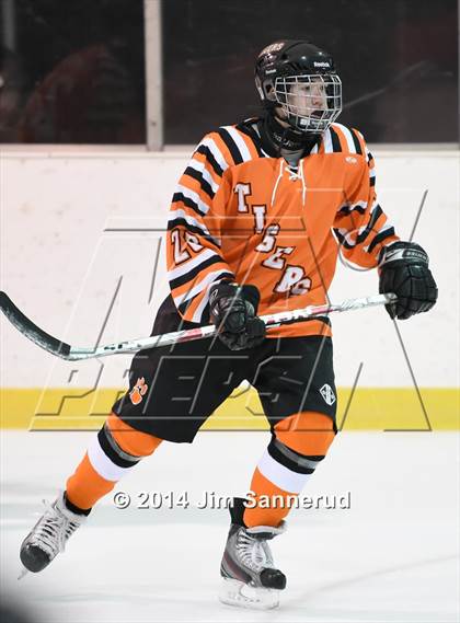 Thumbnail 3 in White Plains vs Archbishop Stepinac (Guy Mathews Invitational Tournament) photogallery.