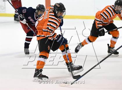 Thumbnail 2 in White Plains vs Archbishop Stepinac (Guy Mathews Invitational Tournament) photogallery.