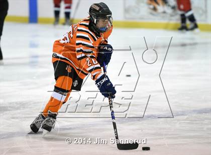 Thumbnail 3 in White Plains vs Archbishop Stepinac (Guy Mathews Invitational Tournament) photogallery.