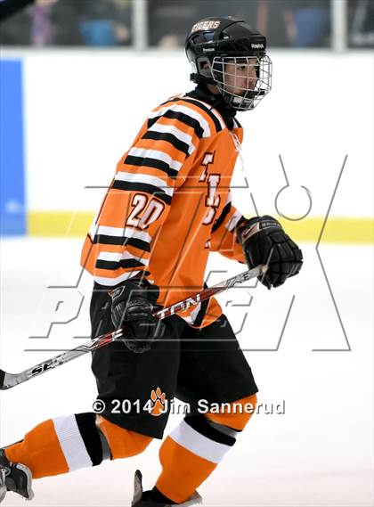 Thumbnail 2 in White Plains vs Archbishop Stepinac (Guy Mathews Invitational Tournament) photogallery.