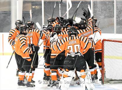 Thumbnail 1 in White Plains vs Archbishop Stepinac (Guy Mathews Invitational Tournament) photogallery.
