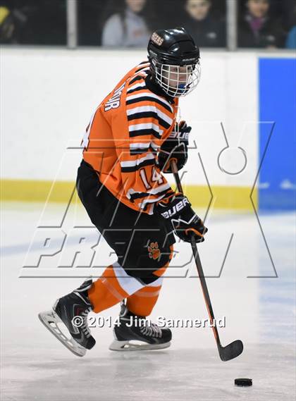 Thumbnail 1 in White Plains vs Archbishop Stepinac (Guy Mathews Invitational Tournament) photogallery.