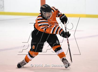 Thumbnail 1 in White Plains vs Archbishop Stepinac (Guy Mathews Invitational Tournament) photogallery.