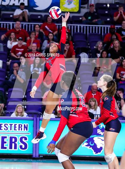 Thumbnail 1 in Vanguard @ Ponte Vedra (FHSAA 5A Final) photogallery.