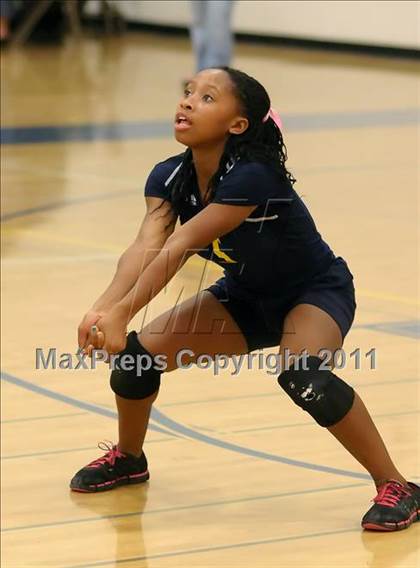 Thumbnail 3 in Woodland @ Inderkum photogallery.
