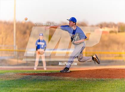 Thumbnail 2 in Marshall @ Cotter photogallery.