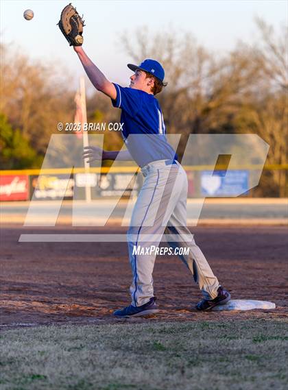 Thumbnail 2 in Marshall @ Cotter photogallery.
