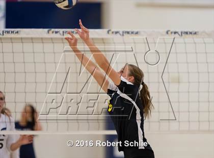 Thumbnail 3 in Del Oro @ Oak Ridge photogallery.