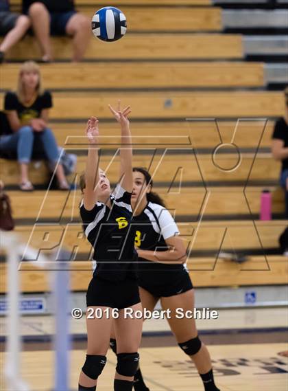 Thumbnail 2 in Del Oro @ Oak Ridge photogallery.