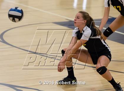 Thumbnail 3 in Del Oro @ Oak Ridge photogallery.