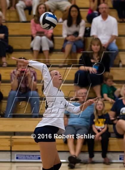 Thumbnail 2 in Del Oro @ Oak Ridge photogallery.