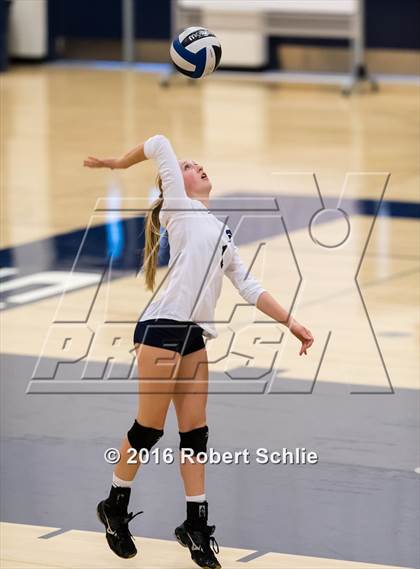 Thumbnail 3 in Del Oro @ Oak Ridge photogallery.