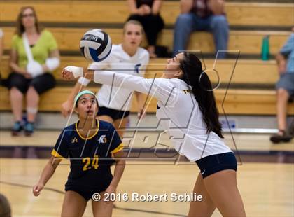 Thumbnail 2 in Del Oro @ Oak Ridge photogallery.