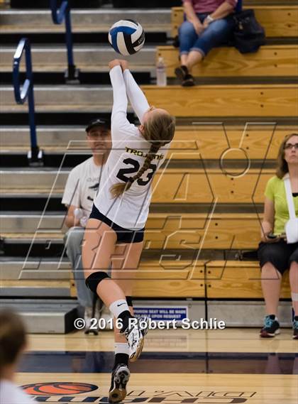 Thumbnail 3 in Del Oro @ Oak Ridge photogallery.