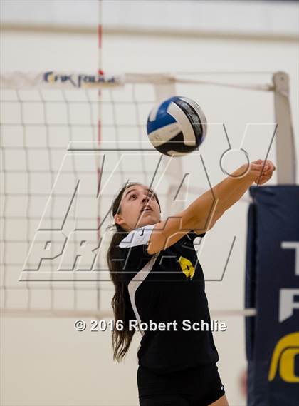 Thumbnail 2 in Del Oro @ Oak Ridge photogallery.