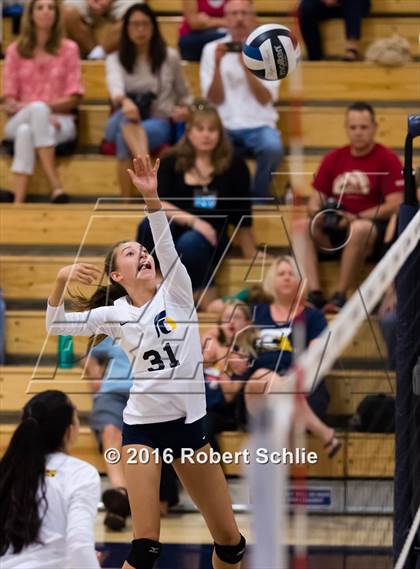 Thumbnail 2 in Del Oro @ Oak Ridge photogallery.