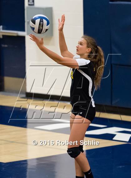 Thumbnail 2 in Del Oro @ Oak Ridge photogallery.