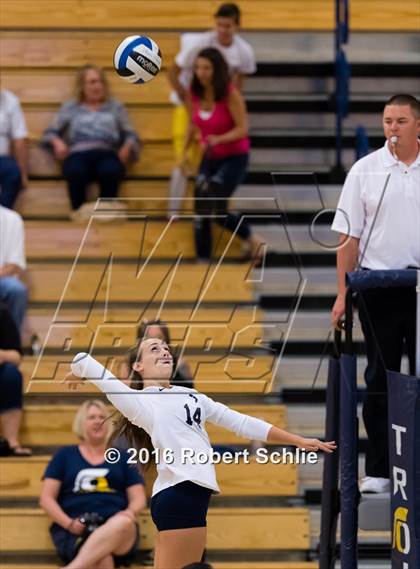 Thumbnail 3 in Del Oro @ Oak Ridge photogallery.