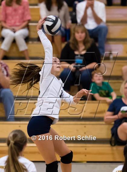 Thumbnail 2 in Del Oro @ Oak Ridge photogallery.