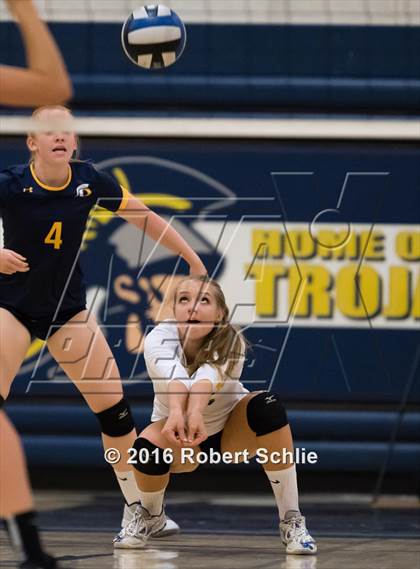 Thumbnail 2 in Del Oro @ Oak Ridge photogallery.