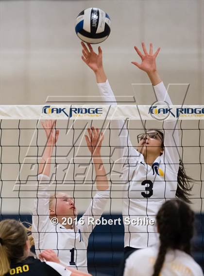 Thumbnail 1 in Del Oro @ Oak Ridge photogallery.